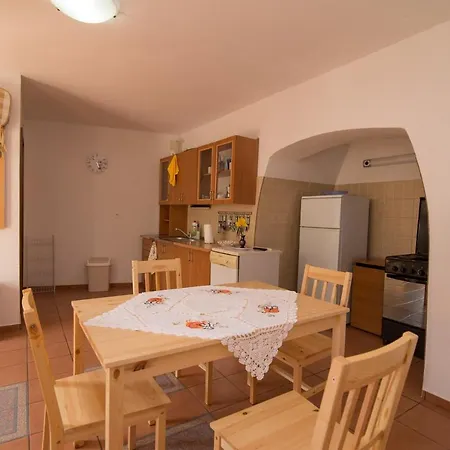 In 33607 Apartman Veli Lošinj